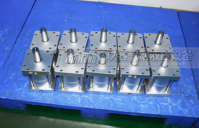 10臺雙倍力氣缸產(chǎn)品圖